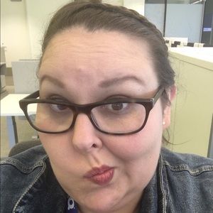 Meet your Posher, Mary beth